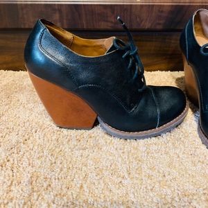 Wedge Oxfords
